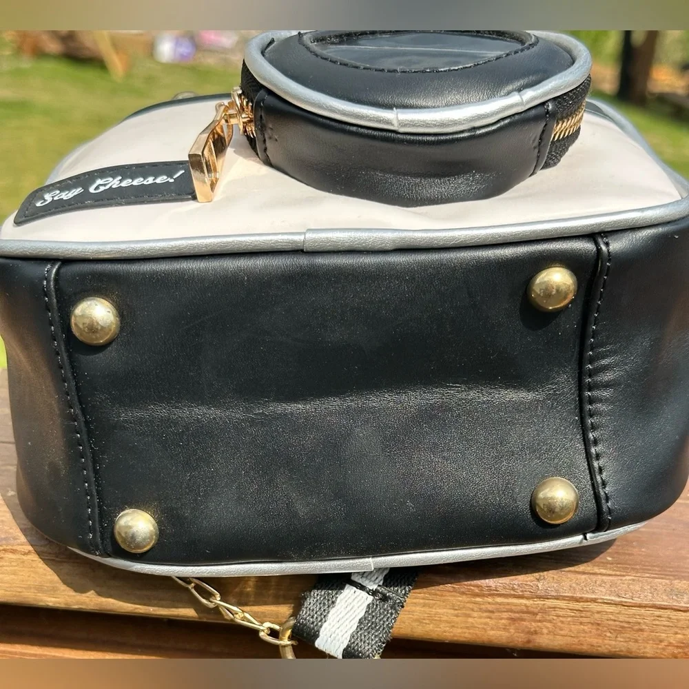 Quirky Crate Camera-Shaped Crossbody Bag - Faux Leather